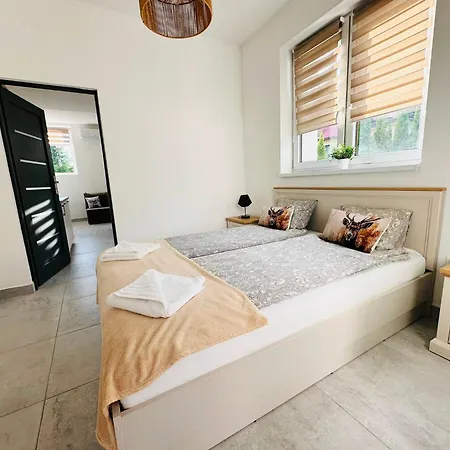 Gór-ski Hotel apartamentowy 3*